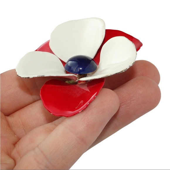 Vintage Patriotic Flower Brooch Red White Blue Enamel Large Floral Retro 1960s - Picture 5 of 5